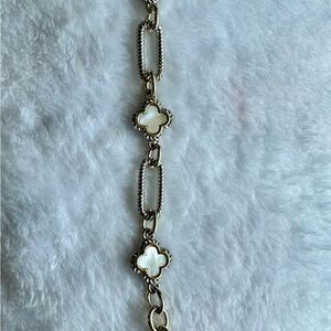 Elegant Gold and White Clover Bracelet